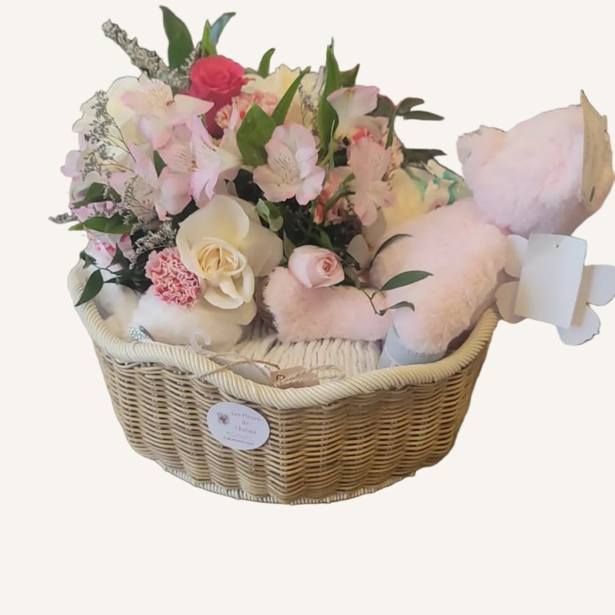 Panier floral avec ourson